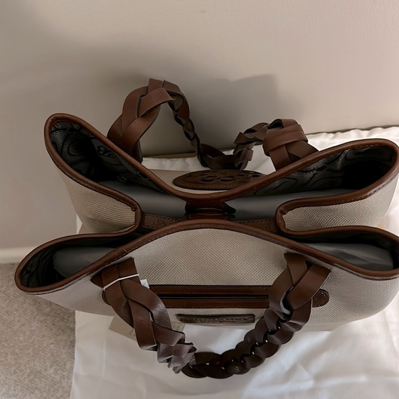 Brighton Cirrus Winged Tote - NWT & Registration Card - Picture 7 of 13